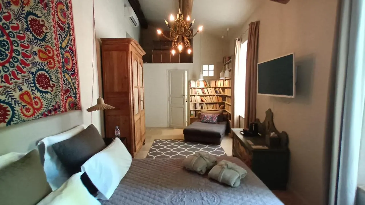 Le Complot : Maison Privee En Plein Coeur D'Avignon