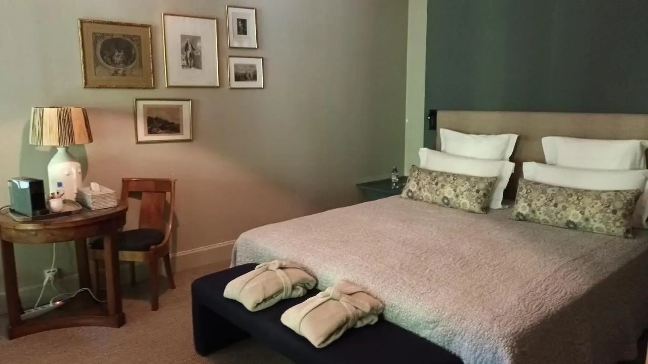 Holiday home Le Complot : Maison Privee En Plein Coeur D'Avignon