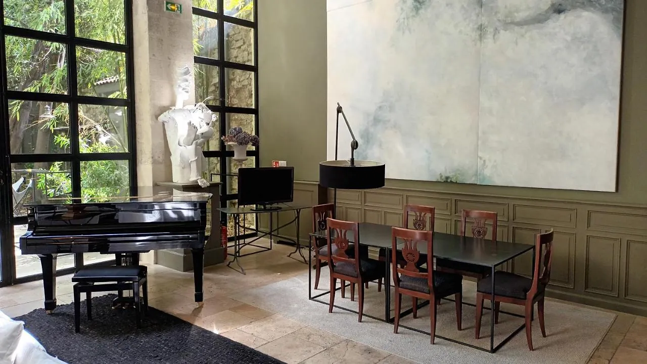 Holiday home Le Complot : Maison Privee En Plein Coeur D'Avignon